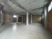 El local comercial con fachada de 23 m. y totalmente...