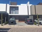 El Nuevo Refugio VENTA. Casa amueblada, roof, sala de...