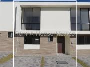 EL Refugio Casa en renta ubicada en privada con...