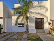 El Retablo VENTA. Casa con 3 recámaras, cuarto de...