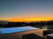 El Retiro que Soñaste: A solo 4 Calles del Mar en la...