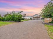 Elegance & Charm with Room For Granny!