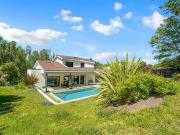 Élégance et Sérénité à La Salvetat Saint Gilles: Villa...