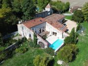 Élégance rustique et design contemporain au cœur du...