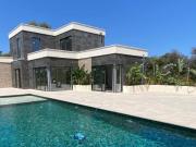 Elegancia arquitectónica en La Granadella, Jávea