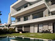 Elegância Moderna com Horizonte Atlântico Moradia...