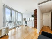Elegant 1 Bed Apt in Luxury Canary Wharf Tower!