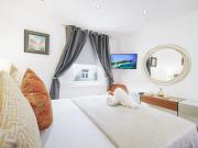 Elegant 1 Bedroom Apartment 2min Station