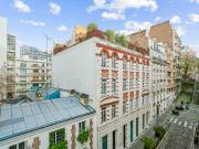 Elegant 1 Bedroom Apartment in Montmartre, Paris...