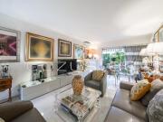 Élégant 2 pièces en étage élevé, Cannes, Arrière Croisette