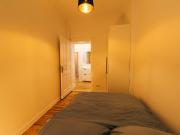 Elegant 2 room period apartment in a peaceful garden...