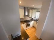 Elegant 3 Bedroom Flat In Ealing Broadway