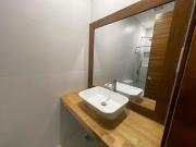 Elegant 5 Bedroom Luxury Home with Solid Wood Finishes |...