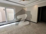 Elegant 6 Bedrooms House For Rent Having Size 666 Sq...