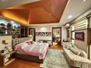 Elegant 8BR House & Lot in Loyola Grand Villas Quezon...