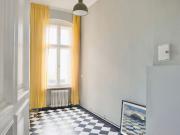 Elegant and fashionable Altbau Apartment with Designer...