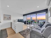 Elegant and stylish city edge Living in North Melbourne