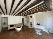 Elegant Apartment on Iconic Rue de Verneuil, Paris 7