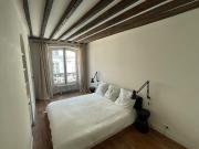 Elegant Apartment on Iconic Rue de Verneuil, Paris 7,...