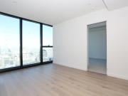 Elegant apartment overlooking Melbourne