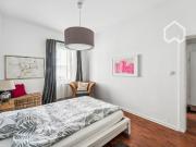 Elegant apartment with balcony in a nice neighborhood,...