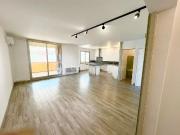 Élégant appartement au cœur urbain avec balcon