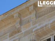 Elegant 3 bedroom appartement rénové dans un immeuble en...