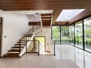 Elegant BRAND NEW HOUSE for Sale at McKinley Hill...