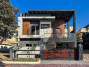 Elegant Designer House Brand New