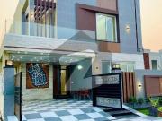 Elegant DHA Masterpiece Brand New 9.33 Marla Stylish...