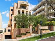 ELEGANT EASY CARE LIVING