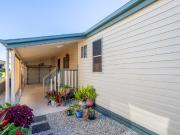 Elegant easy living in over 50's community!