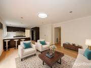Elegant Family Haven in Wheelers Hill