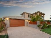 Elegant Family Home With Lush Tropical Gardens and Ocean...
