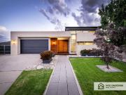 Elegant Family Retreat