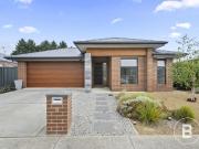ELEGANT FOUR BEDROOM FAMILY LIVING IN ARRANMORE ESTATE