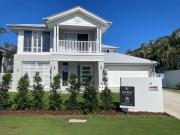 Elegant Hamptons Theme Coastal Residence