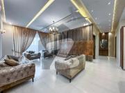 Elegant Luxury House Semi Furnished Bahria Greens...