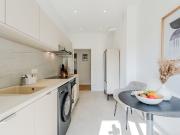 Elegant Minimalist apartment in the heart of Neukölln,...