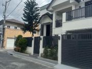 Elegant Modern House for Sale in Greenwoods Village...