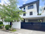 Elegant Modern Tropical House and Lot For Sale in Ayala...