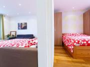 Elegant Parisian Apartment Near the Eiffel Tower, Paris...