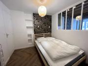 Elegant Parisian Studio in the Heart of the 5th...