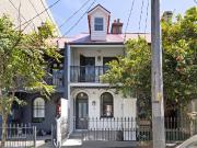 Elegant renovated terrace / impressive views / lock up...