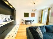 Elegant, spacious apartment located in the heart of...