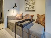 Elegant & stylish 2.5 room apartment in Schwabing