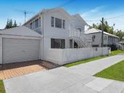 Elegant & Timeless: Dual Living Queenslander in the...