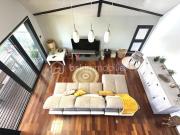 Elégant Triplex 5 pièces – Saint Denis Vauban