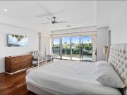Elegant Waterside 5 Bedrooms 4 Bathrooms House in Hope...