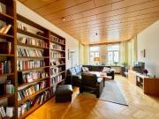 Elegante 5 Zimmer Altbauwohnung mit Balkon in begehrter...